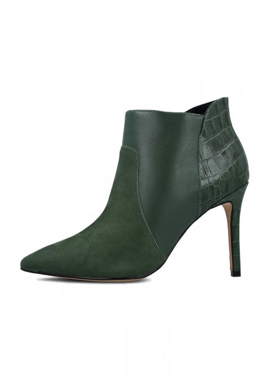 10998-617-685-ASPARGO MA CAPELLI ROSSI