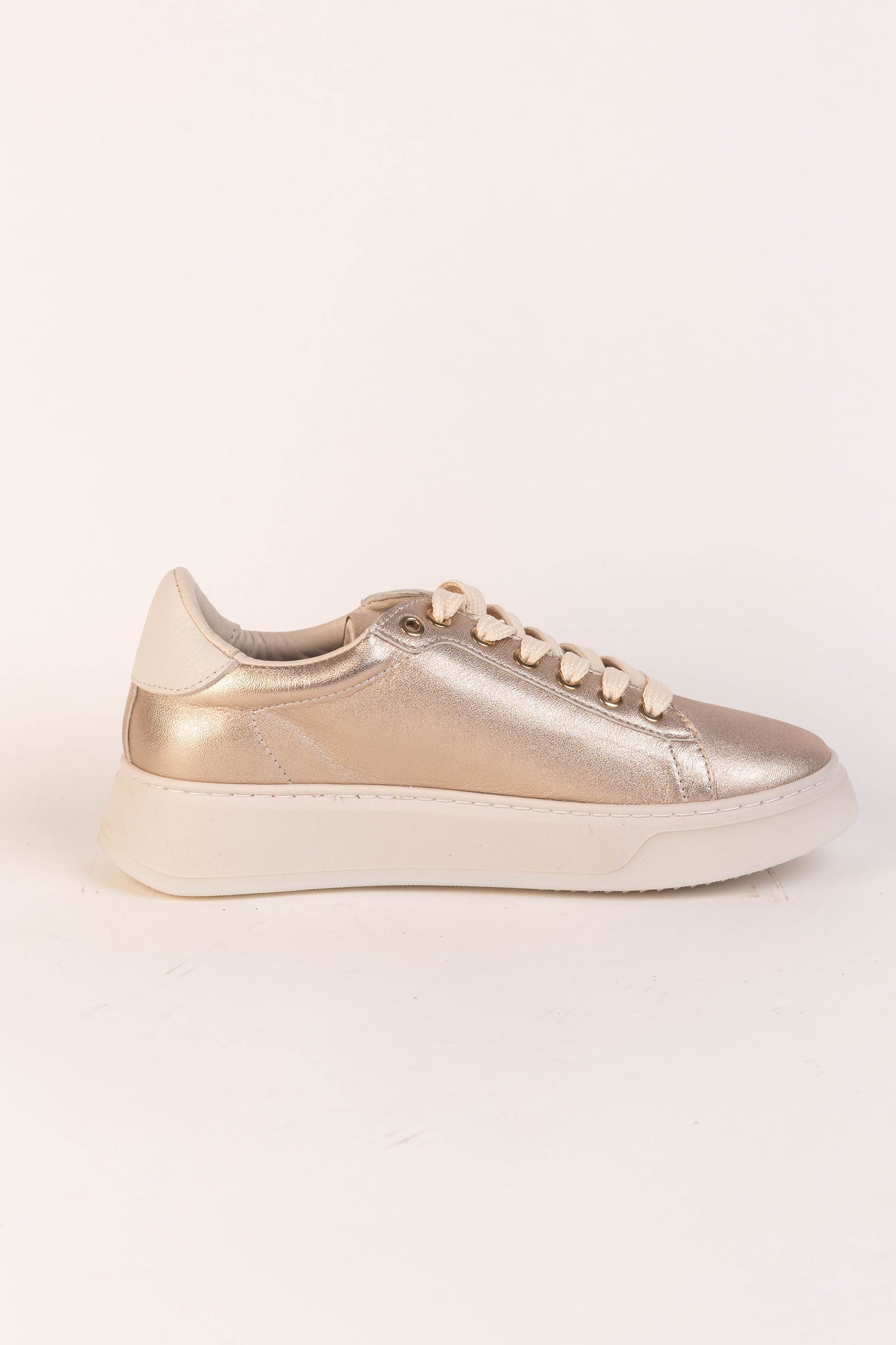25YA-0093-NOA NOIR 625-523-Light Gold