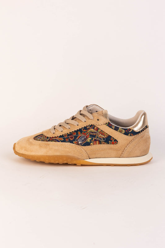 26YA-0210-Camel-NOA NOIR