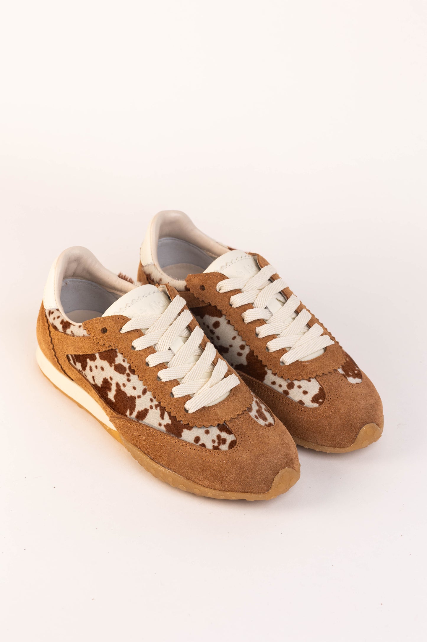 26YA-0210-Camel Cow-NOA NOIR