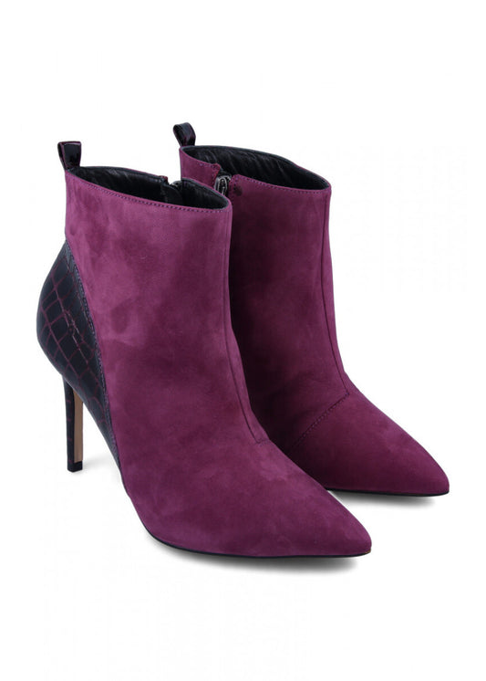 10657-617-685-GRAPE MA CAPELLI ROSSI